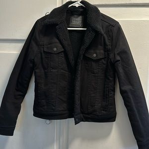 Levi’s Sherpa lined denim jacket